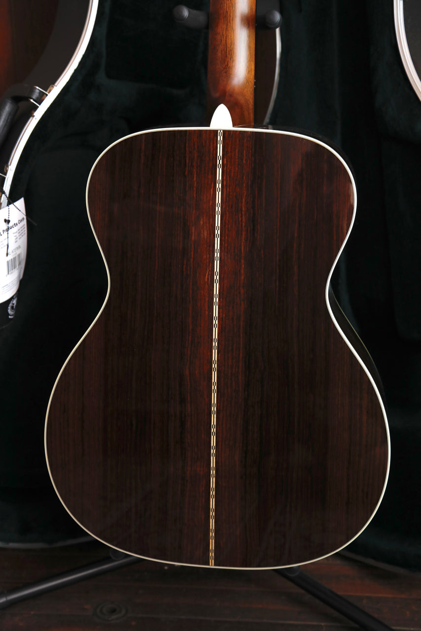 Martin 000-28 Acoustic Guitar