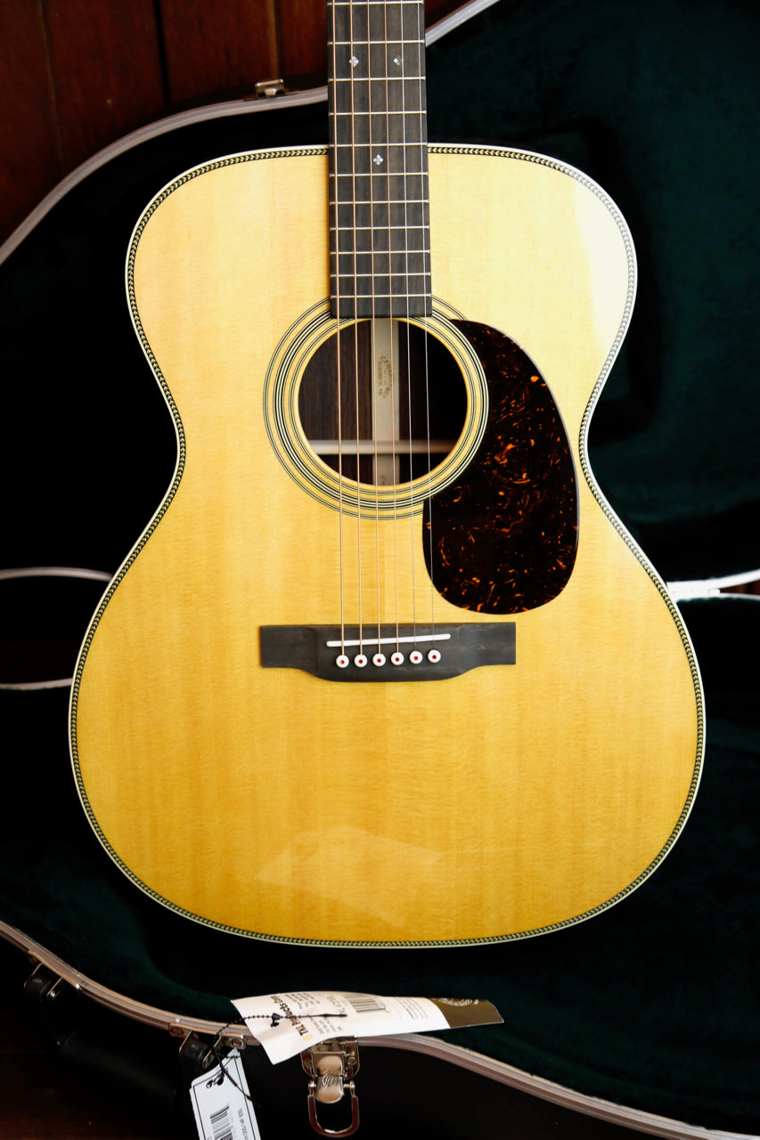 Martin 000-28 Acoustic Guitar