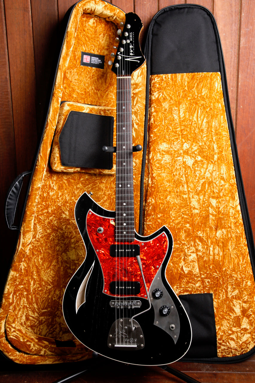Novo Miris J Bull Black Electric Guitar