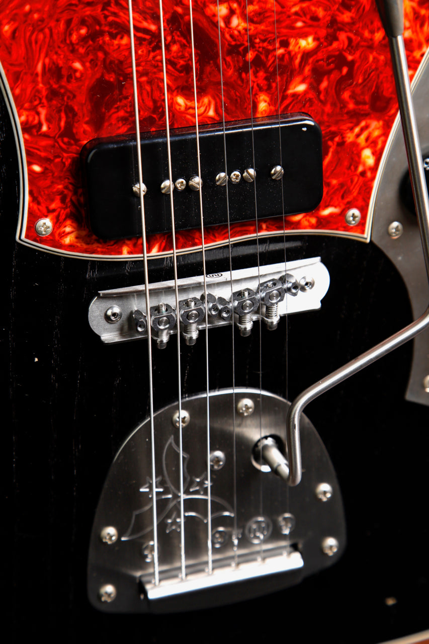 Novo Miris J Bull Black Electric Guitar