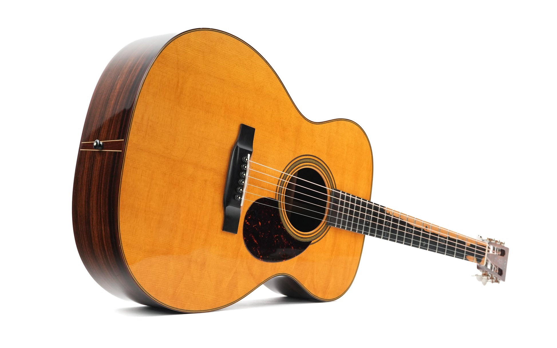 Martin 00028 Custom Shop Wild Grain 2016
