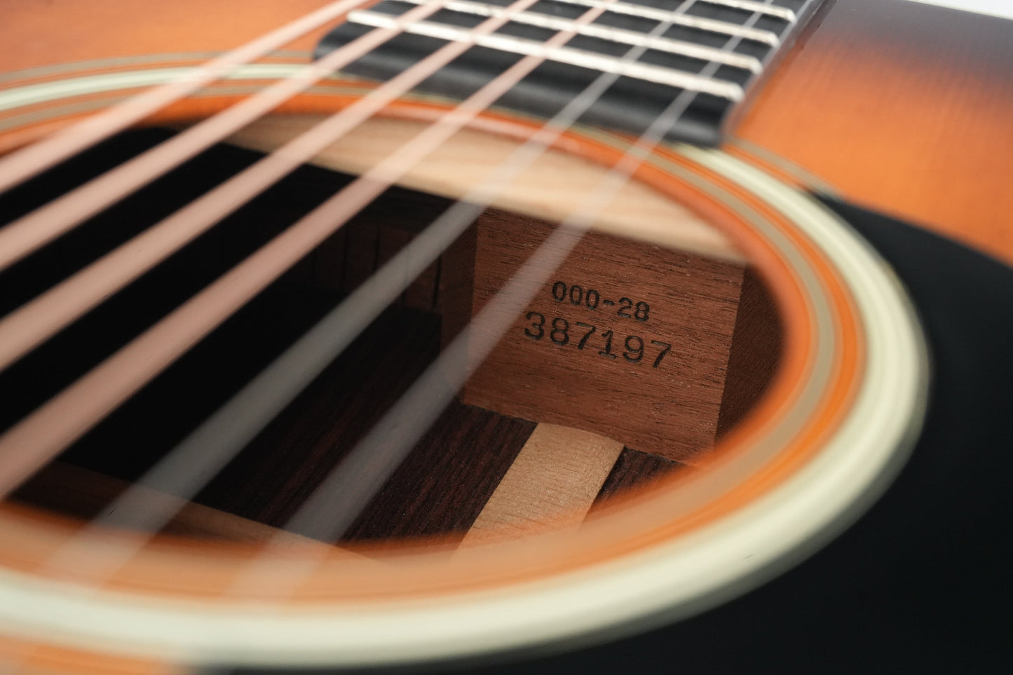 Martin 00028 Shade Top Sunburst 1976