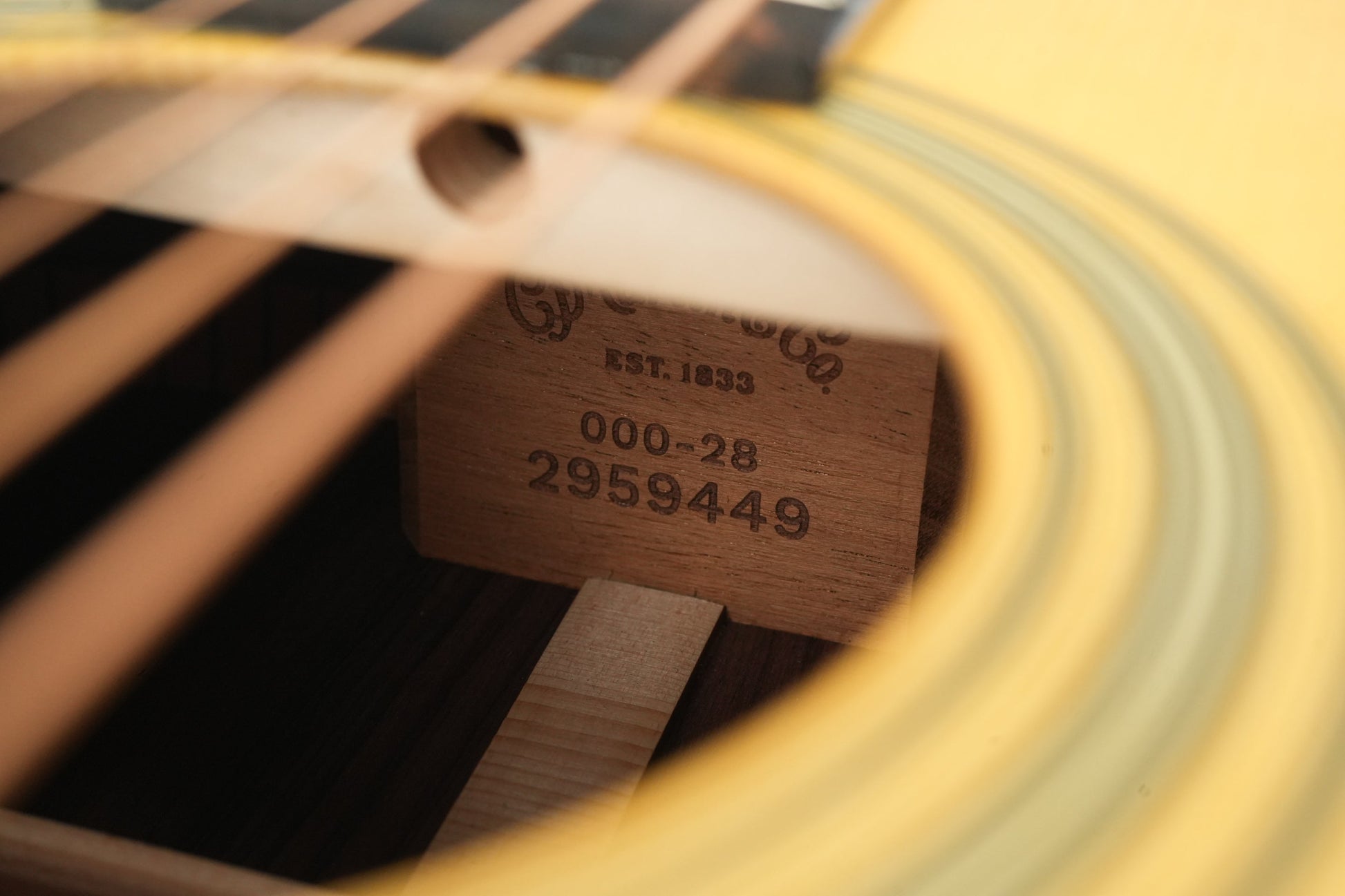 Martin 00028 Standard Refresh Lefty