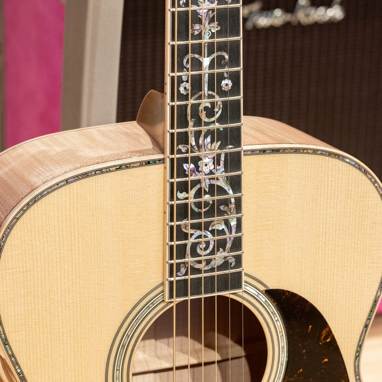 Martin Custom J-41 Style - Pacific Big Leaf Maple