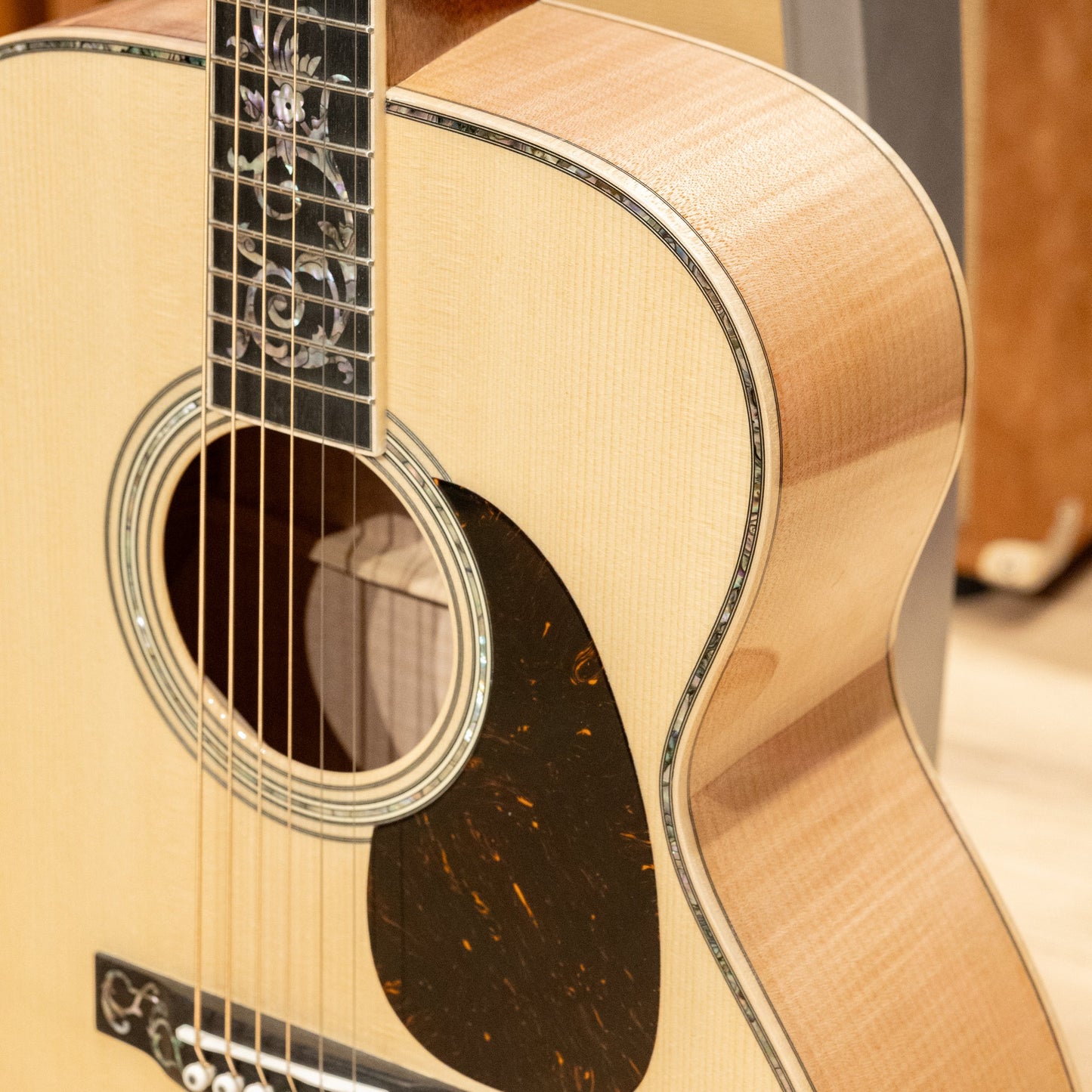 Martin Custom J-41 Style - Pacific Big Leaf Maple