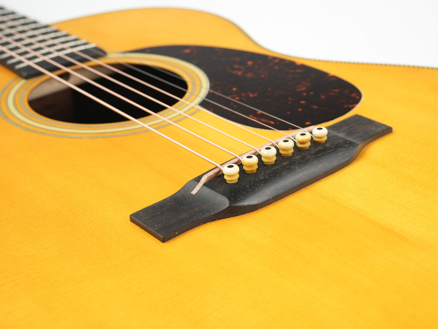 Martin Custom Shop 00028 1937 Adirondack Madagascar Stage 1 Aging 2025