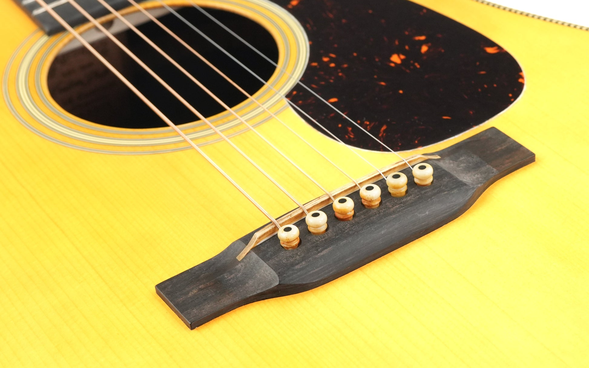 Martin Custom Shop D28 1937 Adirondack Madagascar Stage 1 Aging