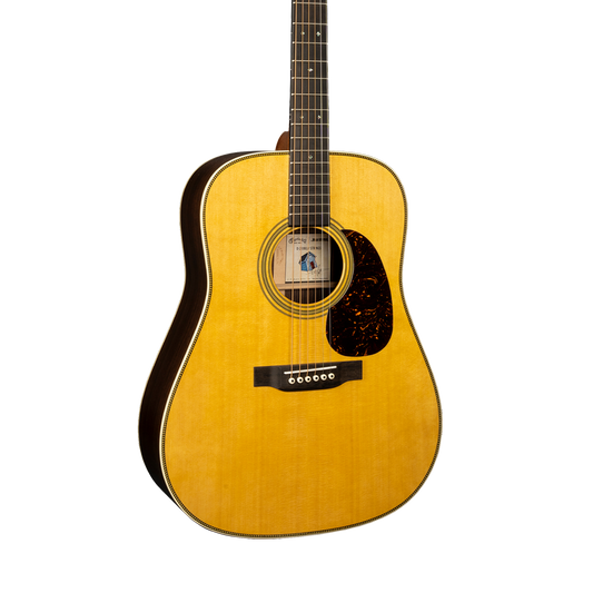 Martin D-28 Billy Strings w/case