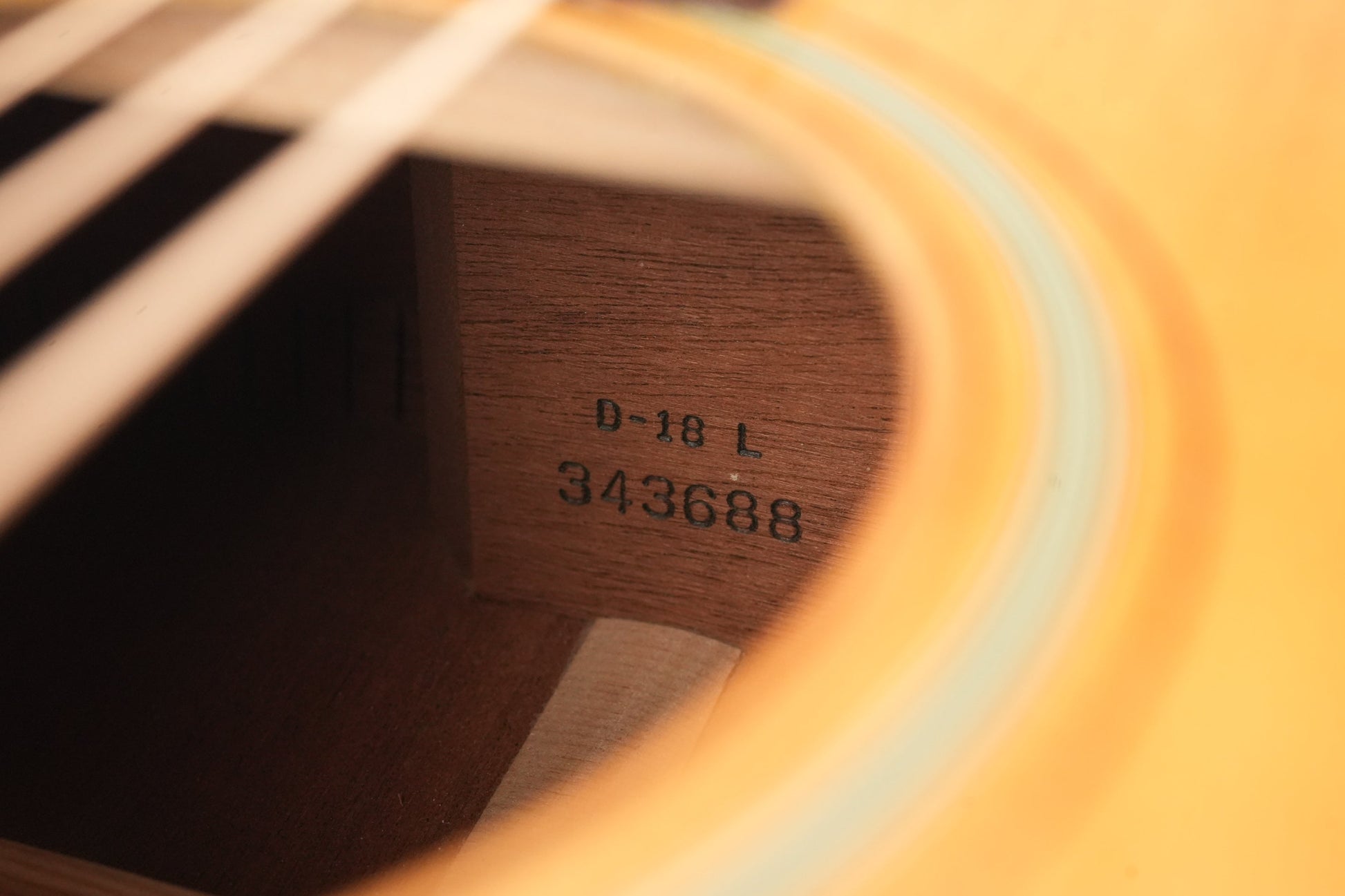 Martin D18 Lefty 1974