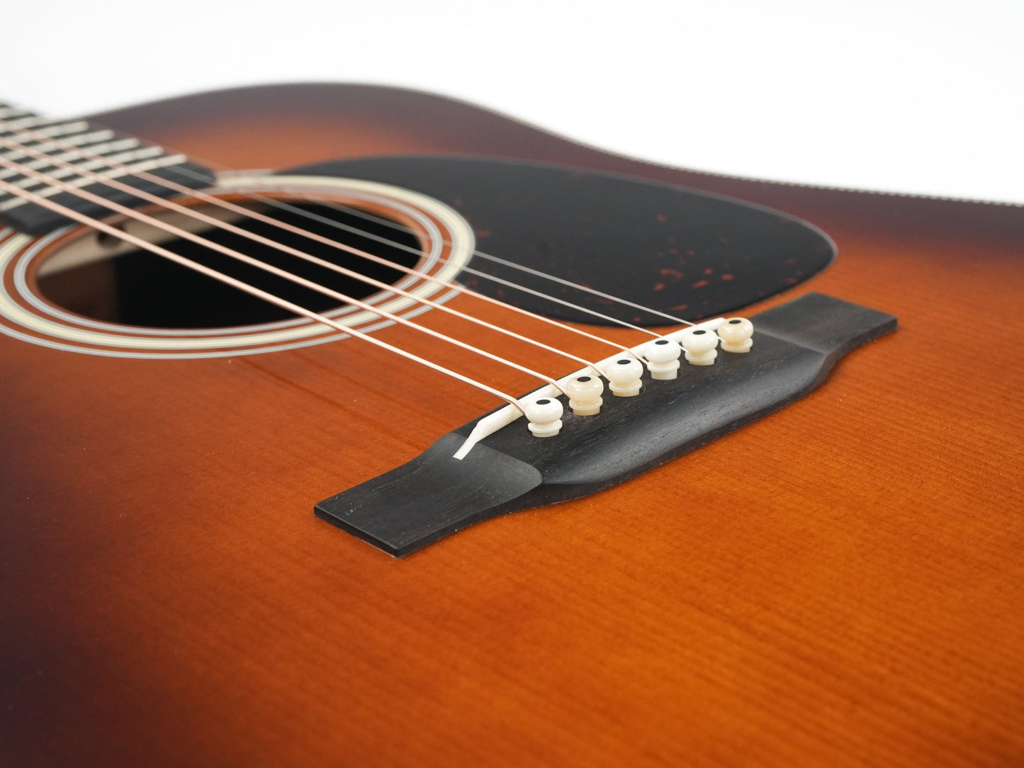 Martin Custom Shop Expert D28 1937 Stage 1 Aging Ambertone 2023