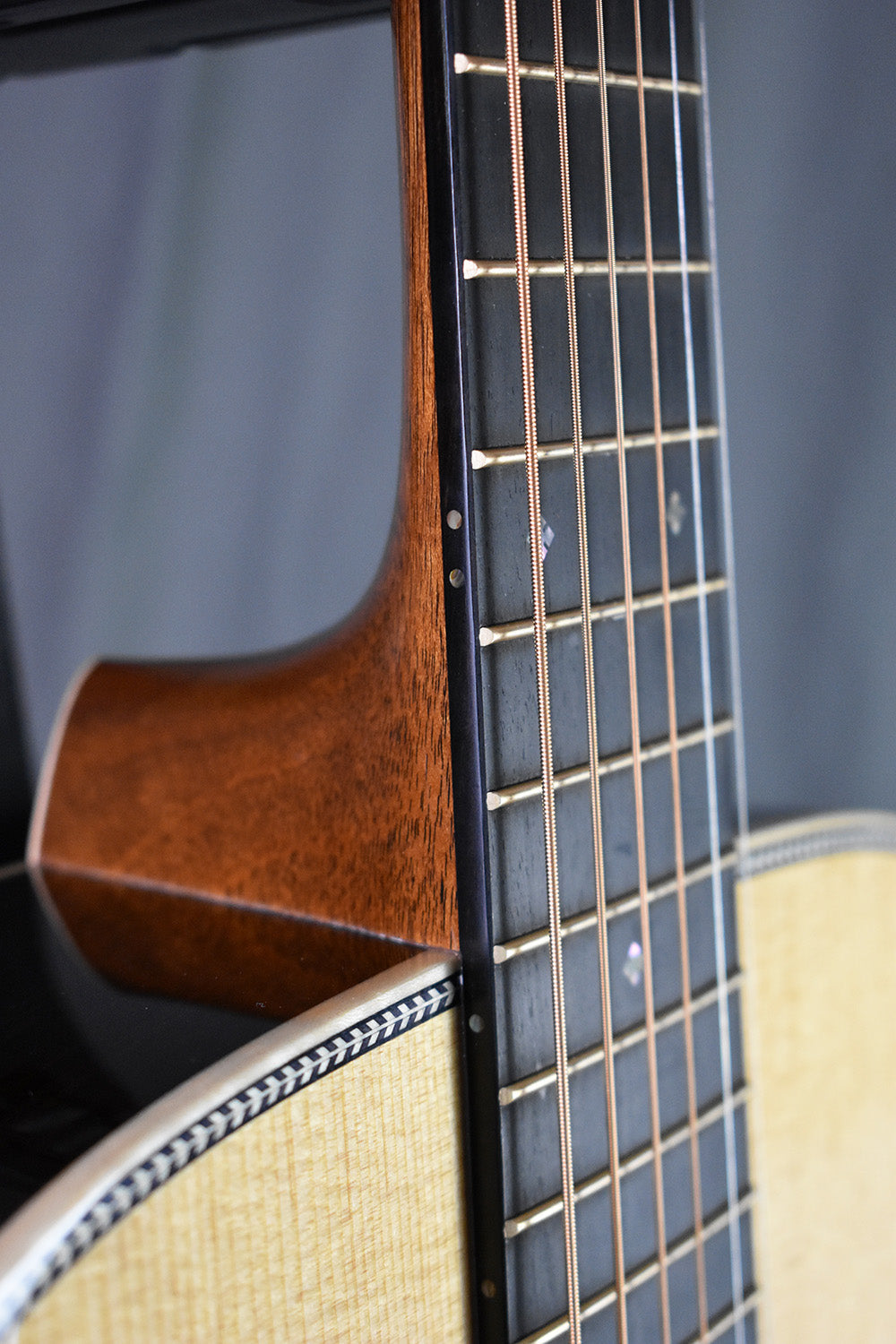 Martin OM-28 Modern Deluxe