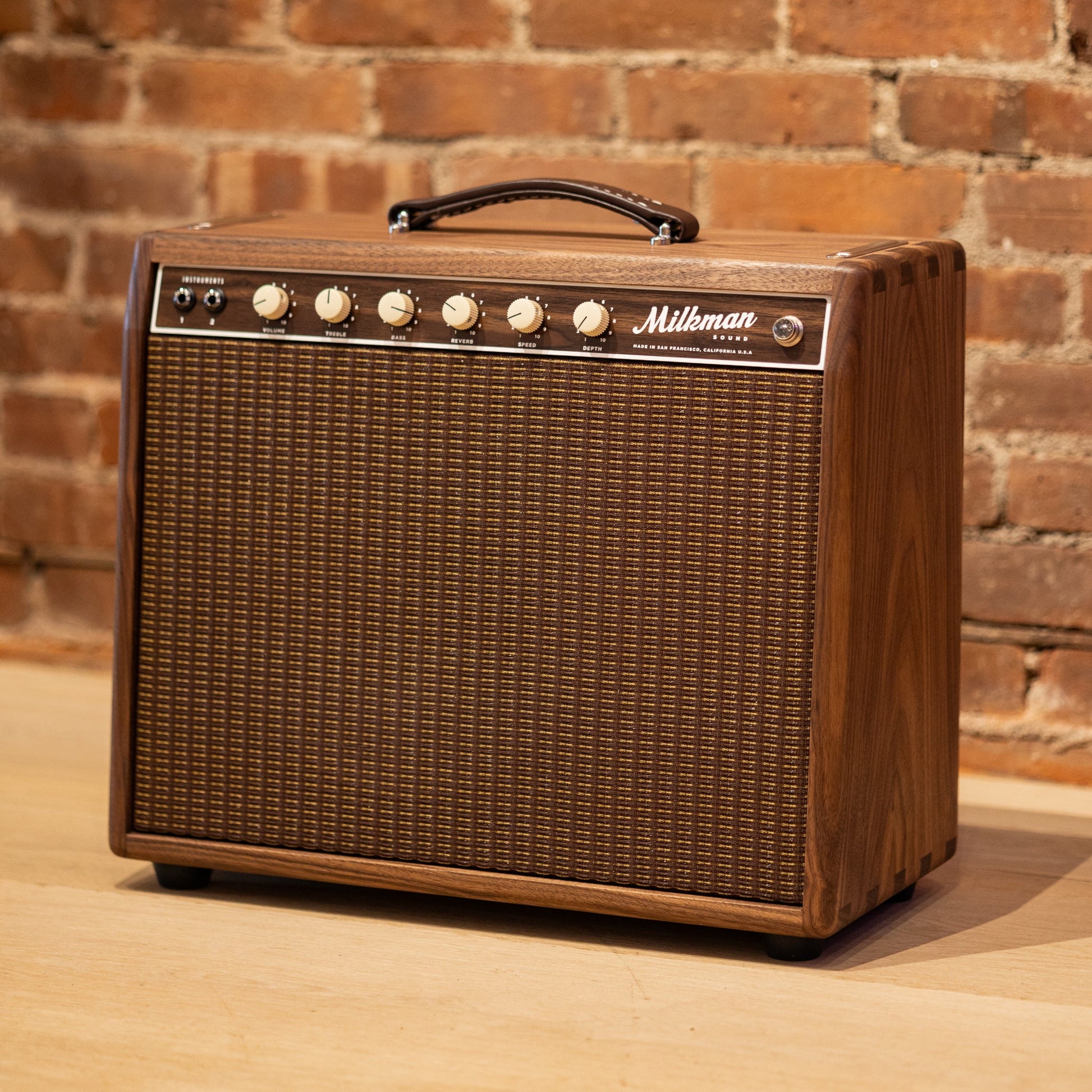 Milkman Creamer Ceramic 20W 1x12 Combo - Heritage Walnut