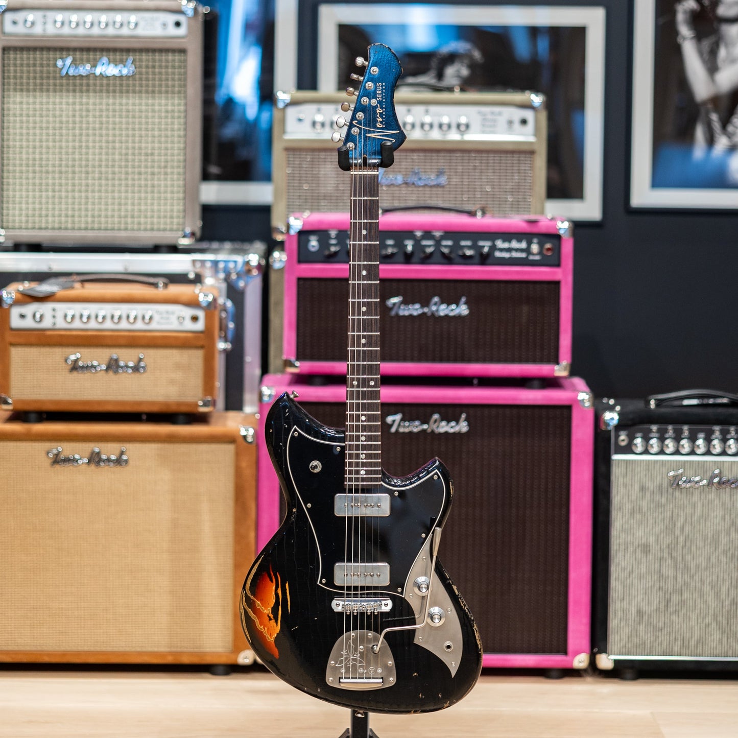 Novo Serus J Dealer LTD - Bull Black Over '64 3-Tone Burst