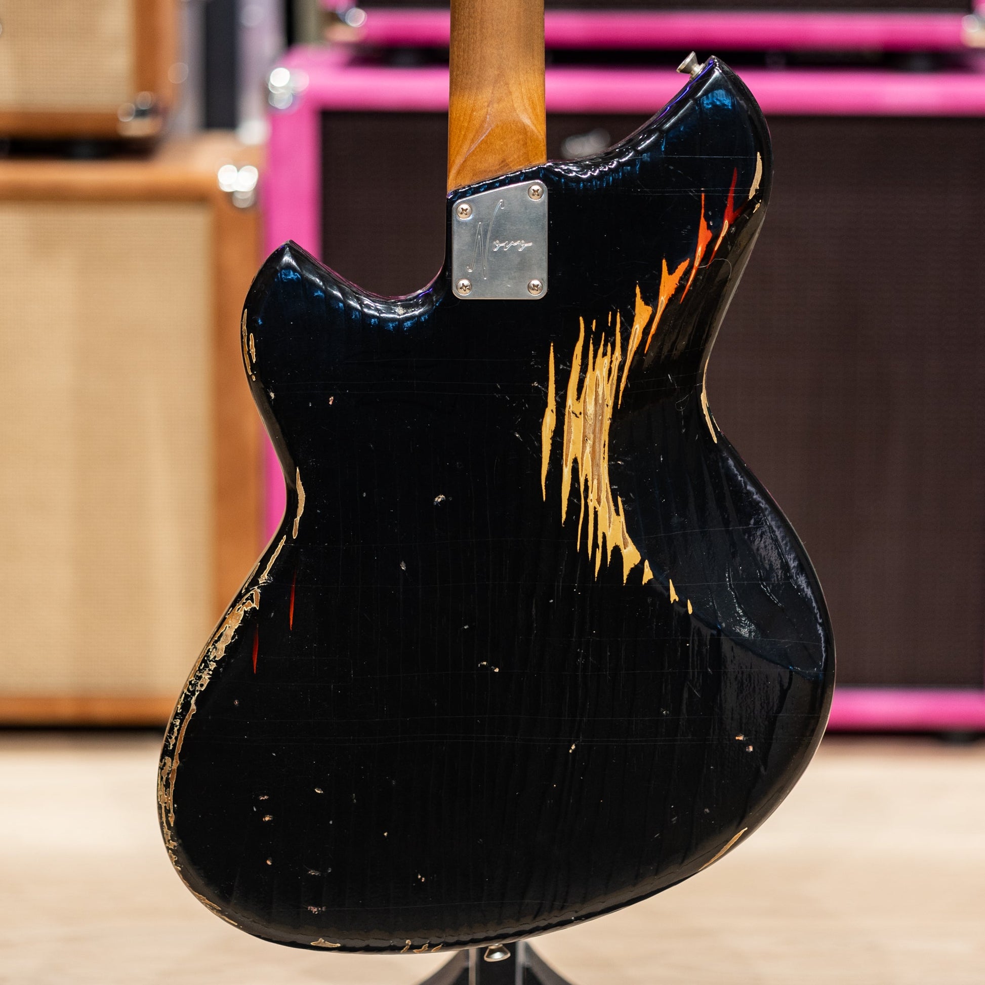 Novo Serus J Dealer LTD - Bull Black Over '64 3-Tone Burst