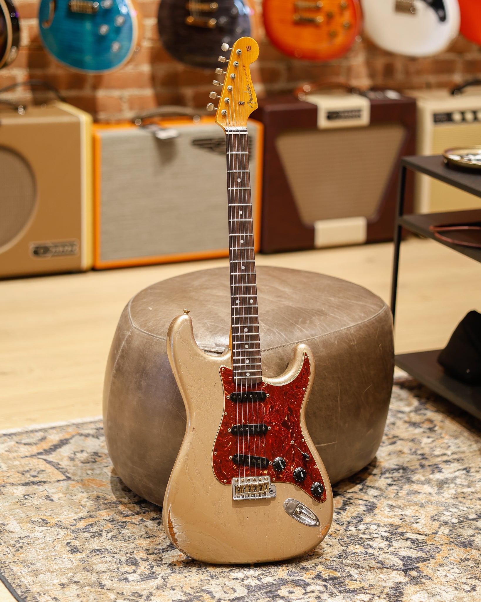 Fender Custom Shop Limited Edition Roasted Stratocaster Relic - Aged Shoreline Gold
