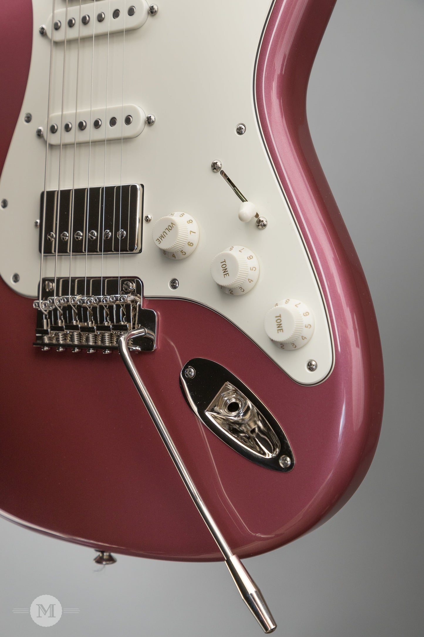 Don Grosh Electric Guitars - NOS Retro Burgundy Mist HSS
