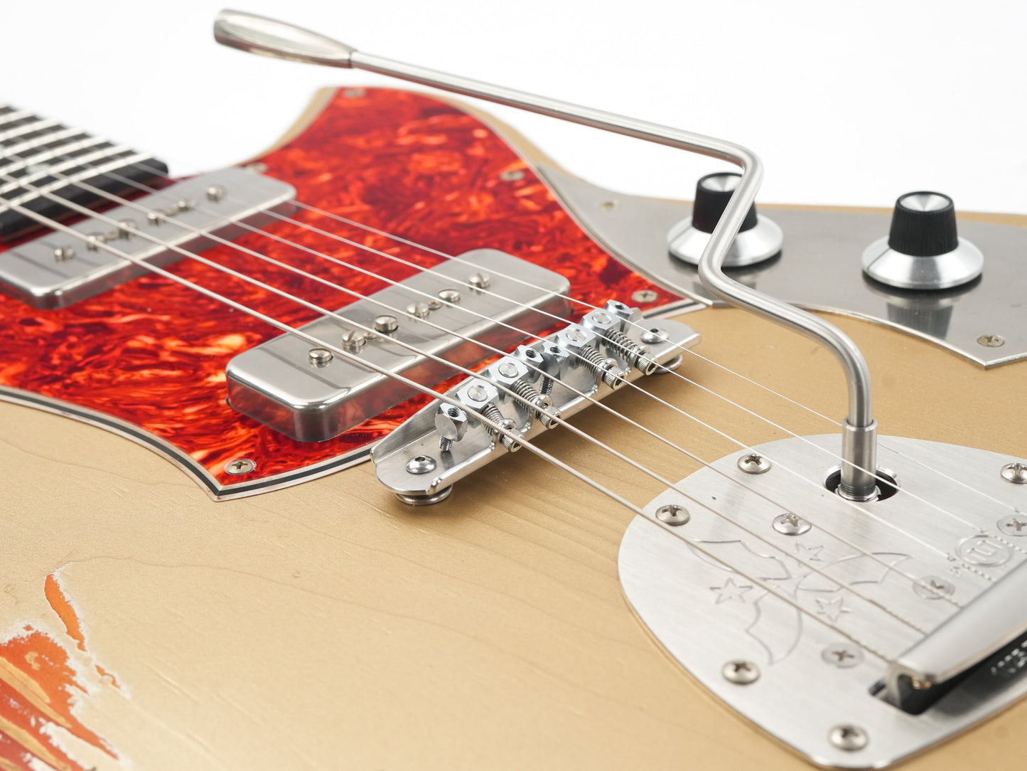 Novo Serus J Custom Shoreline Gold over 64 3 Tone Sunburst
