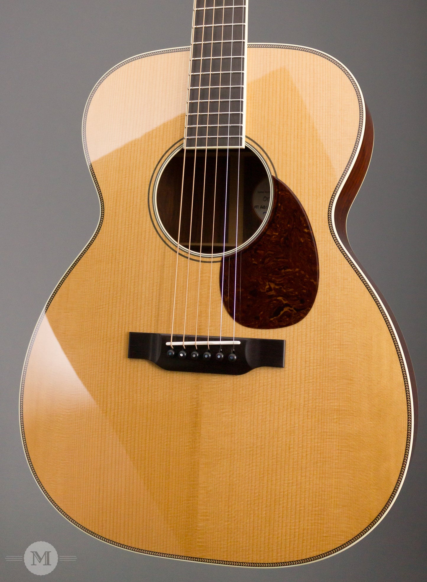 Bourgeois Acoustic Guitars - OM - Large Sound Hole