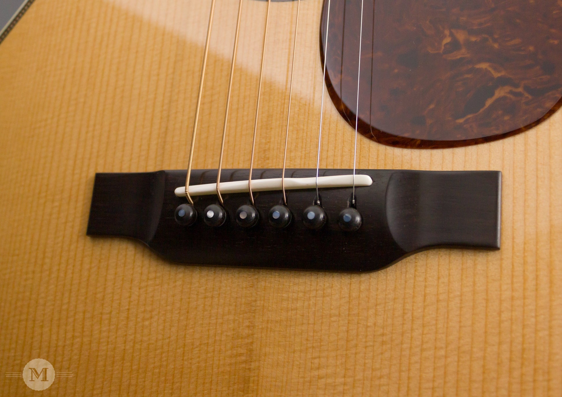 Bourgeois Acoustic Guitars - OM - Large Sound Hole