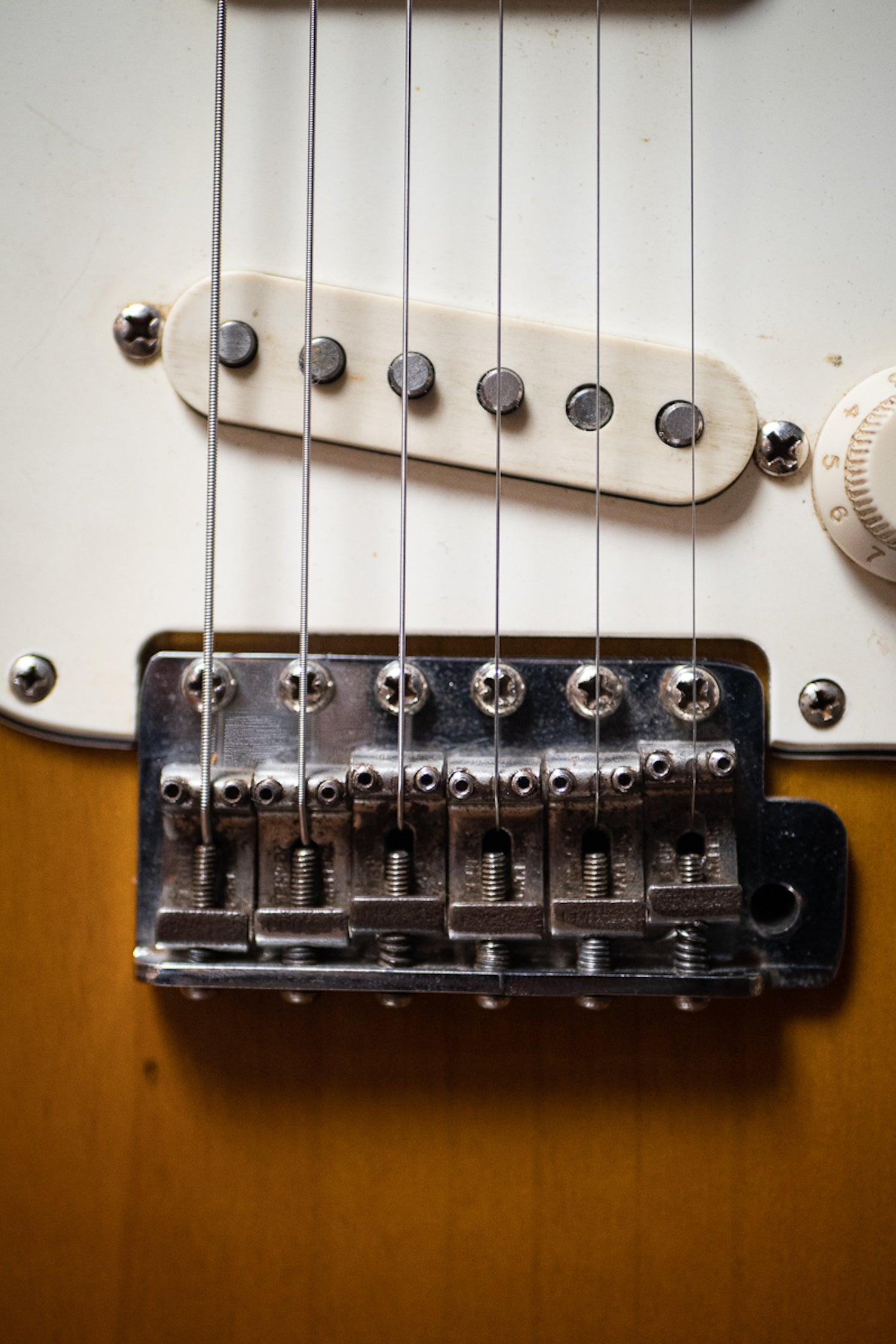 1970 Fender Stratocaster Electric Guitar - Sunburst