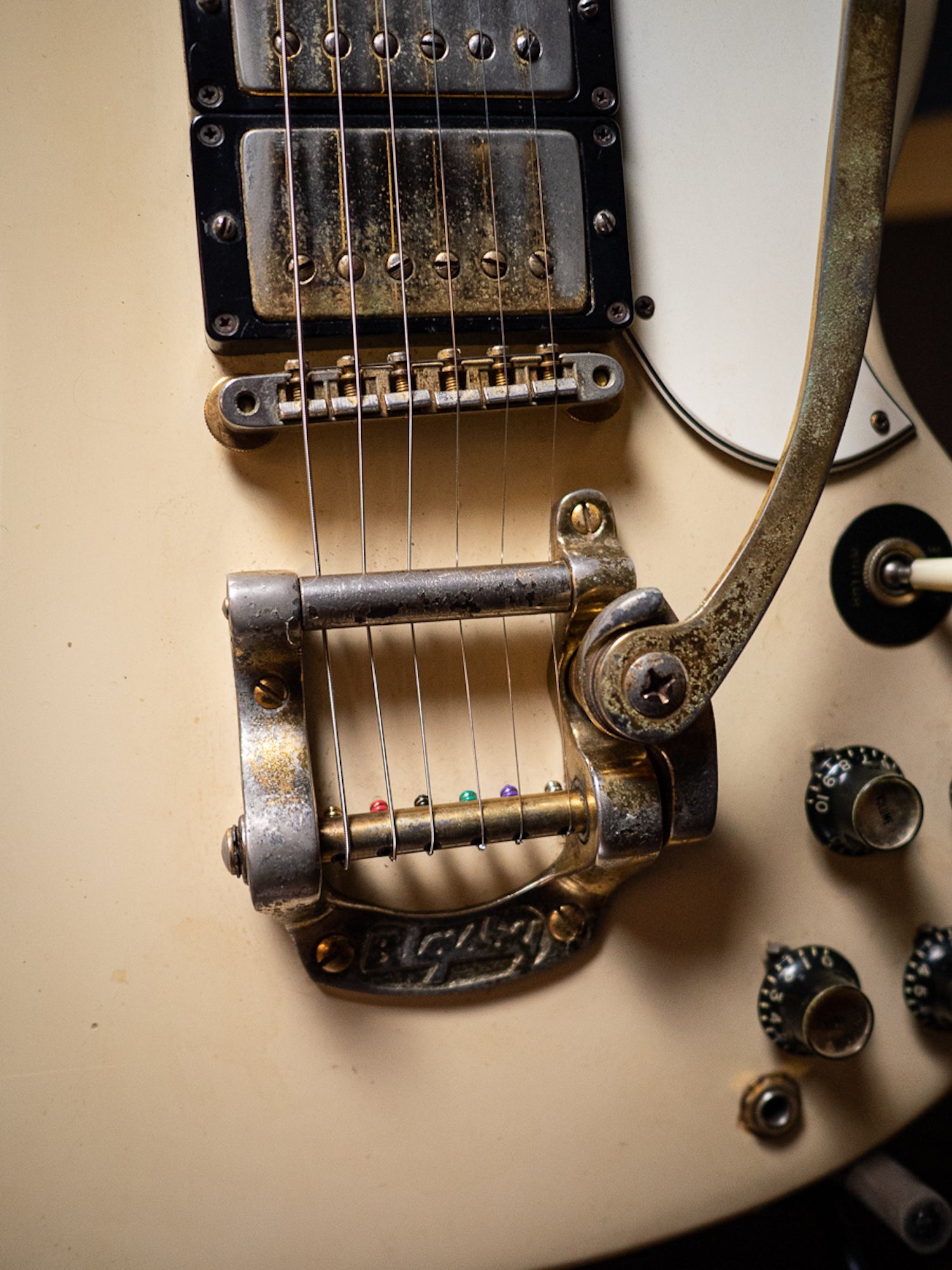 1965 Gibson SG Custom W/ Bigsby Electric Guitar - White