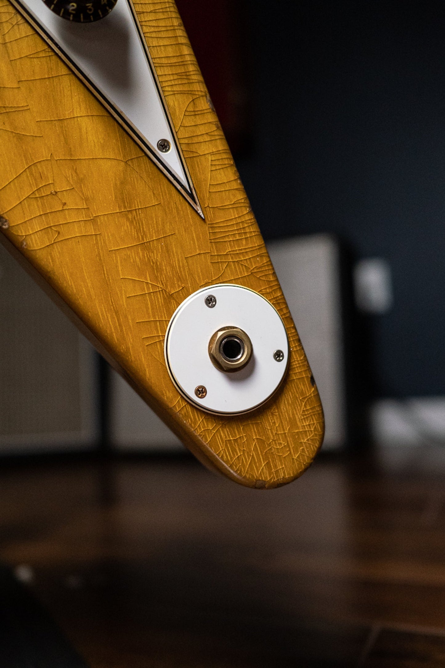 Gibson Custom Shop 58 Korina Flying V Brazilian Rosewood Fingerboard Murphy Lab Light Aged GH Electric Guitar - Natural 81005