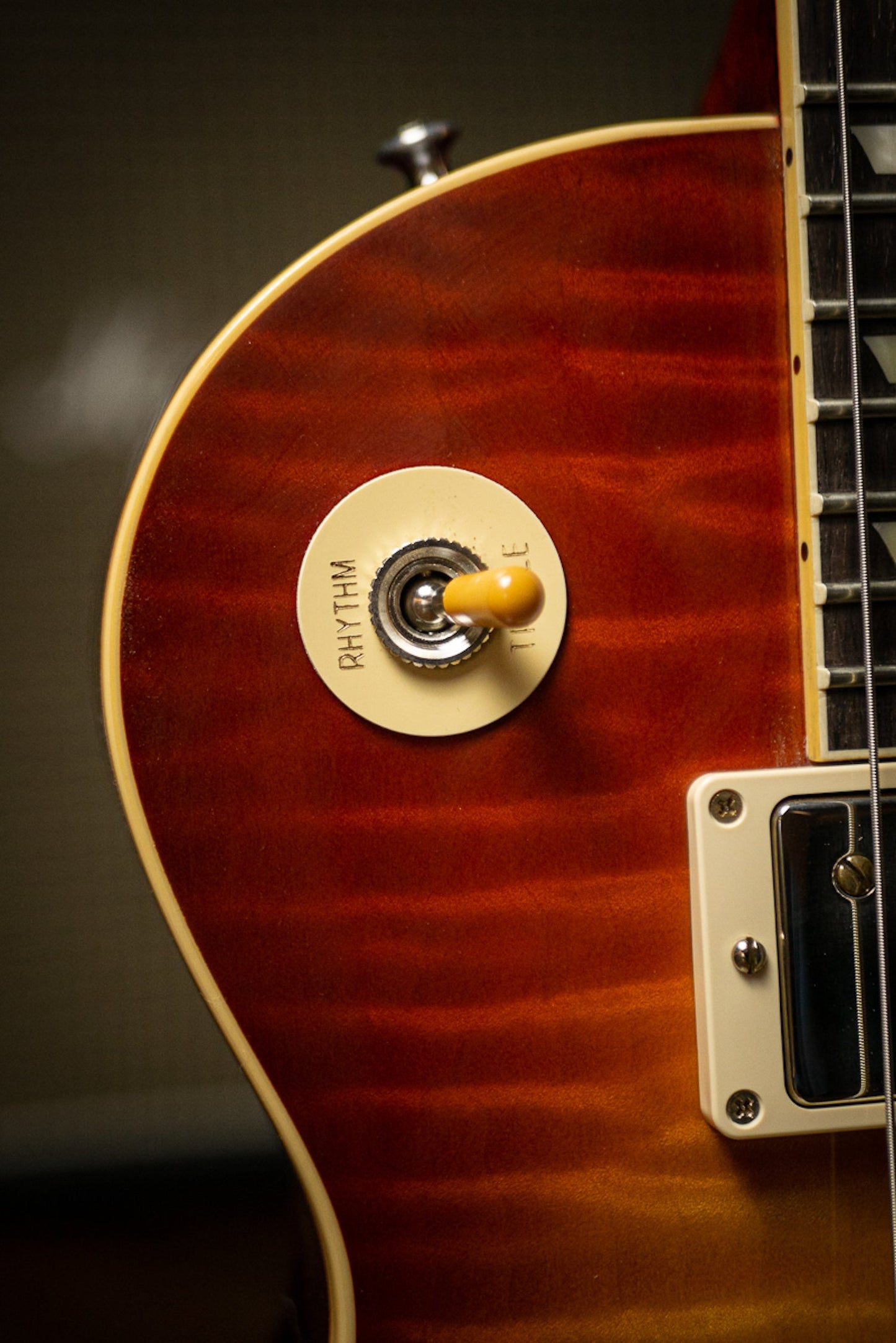 Gibson Custom Shop 60th Anniversary 1960 Les Paul Standard V1 VOS Electric Guitar - Antiquity Burst