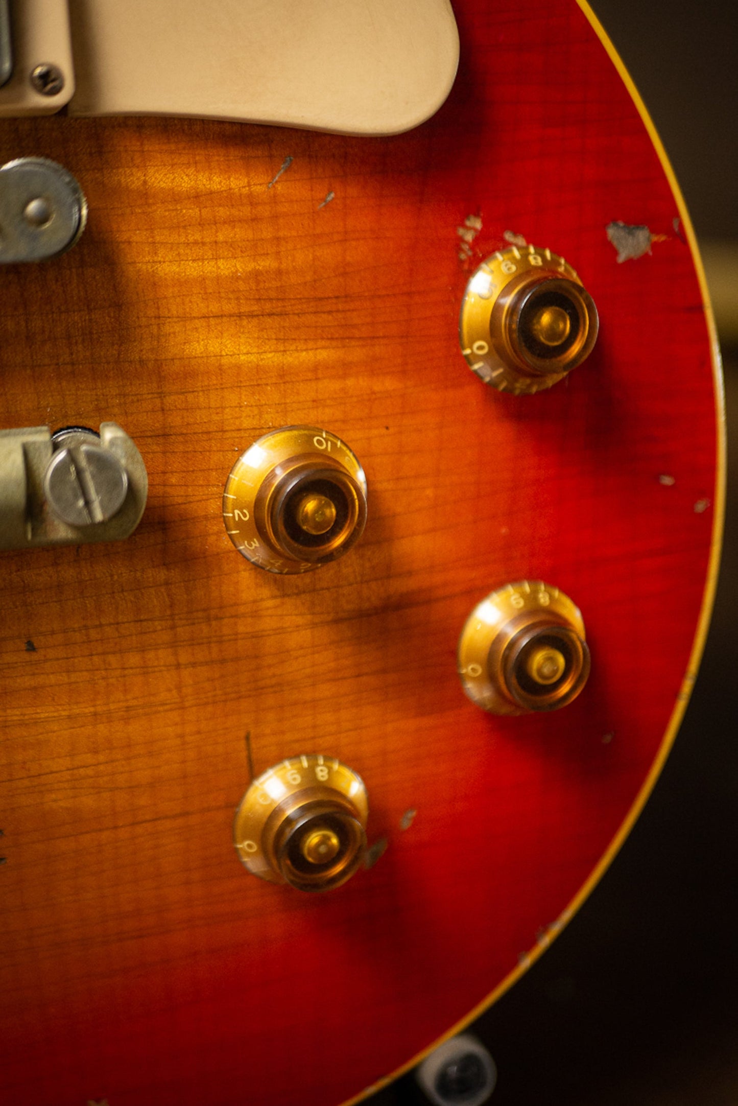 2005 Gibson Les Paul Standard Faded Nash Electric Guitar - Cherry Sunburst