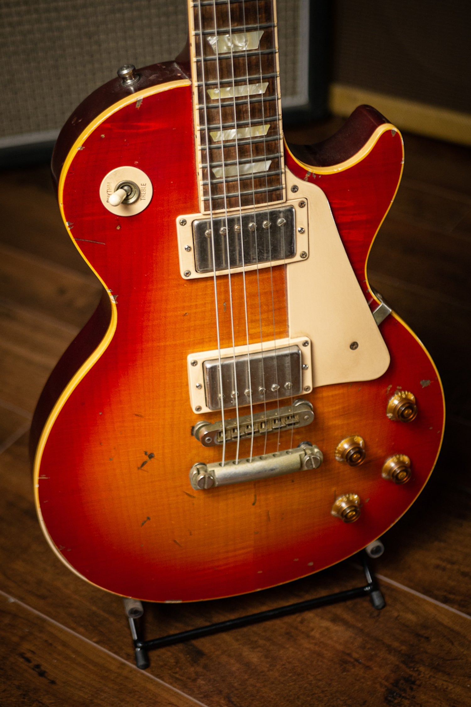 2005 Gibson Les Paul Standard Faded Nash Electric Guitar - Cherry Sunburst