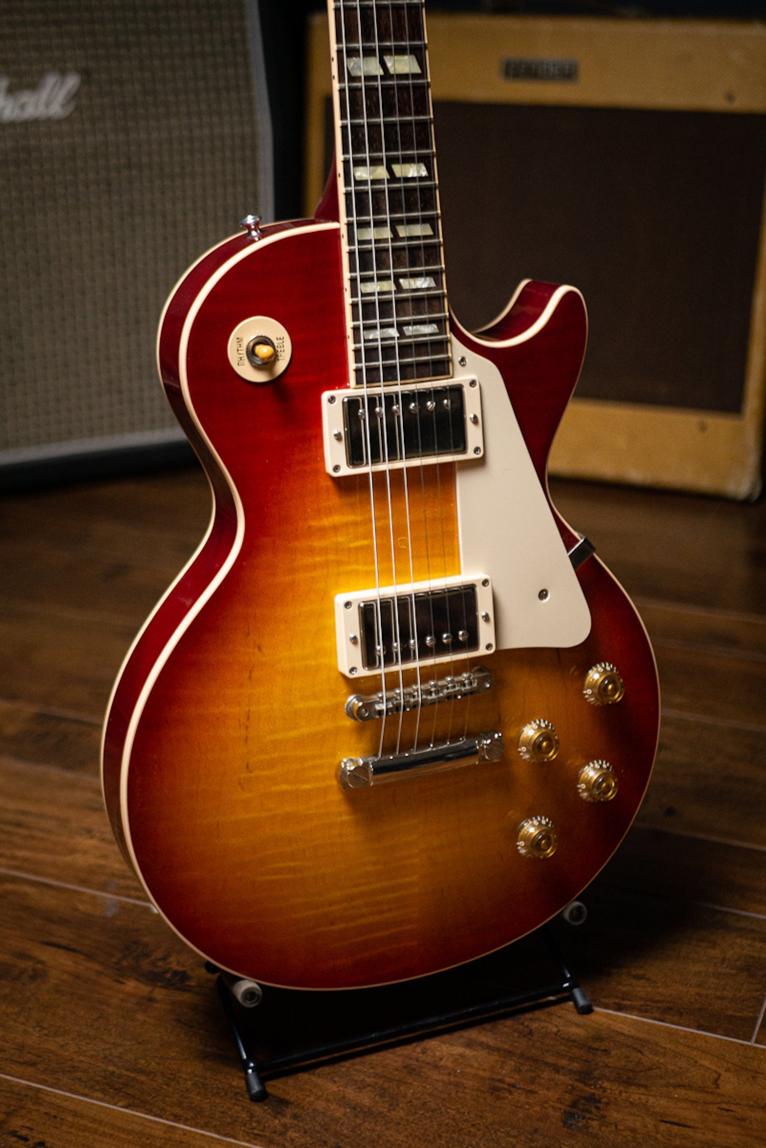 2014 Gibson Custom Shop Les Paul Long Scale 25.5” Electric Guitar - Washed Cherry Sunburst