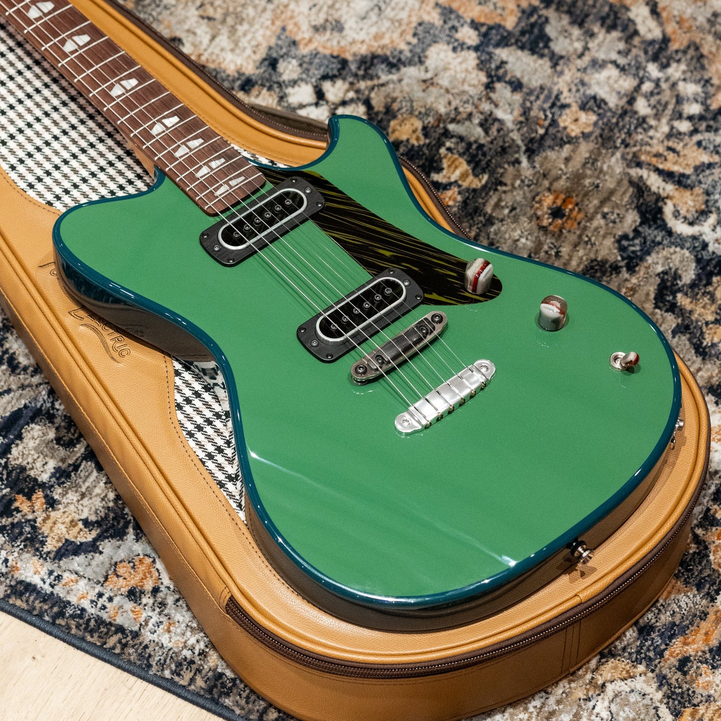 Powers Electric A-Type PF42 Two-Tone - Leaf Green & Fjord Green