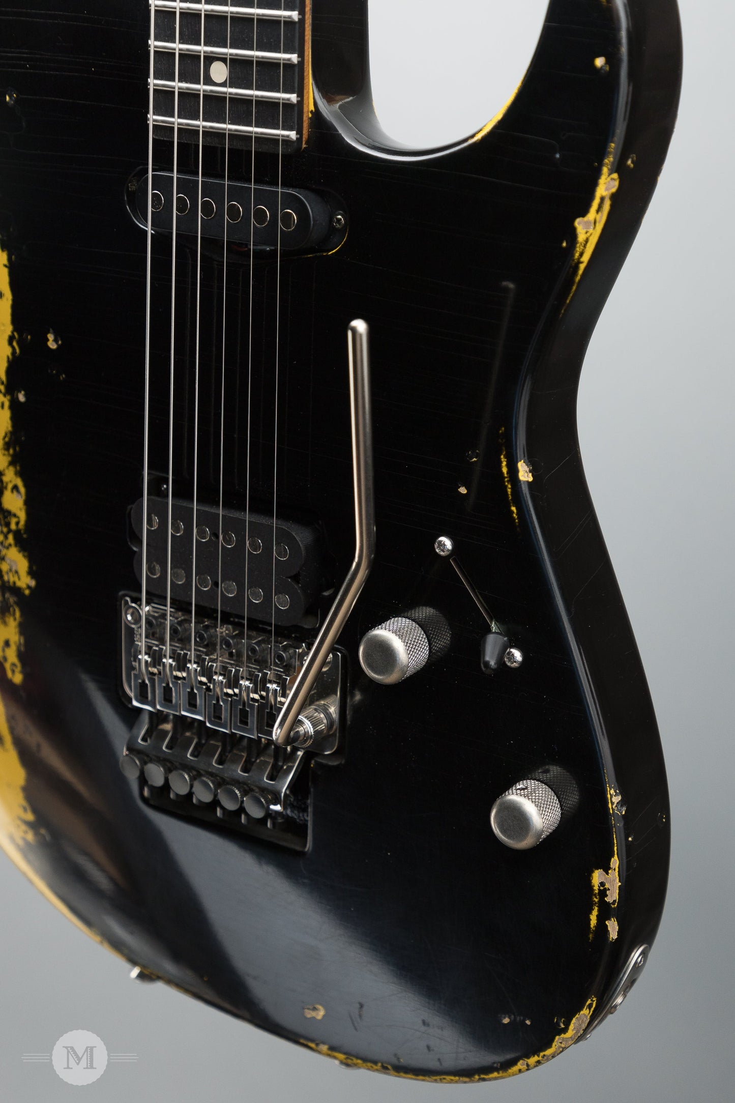 Tom Anderson Guitars - Pro Am - Black over Corvette Yellow - In Distress Lv3