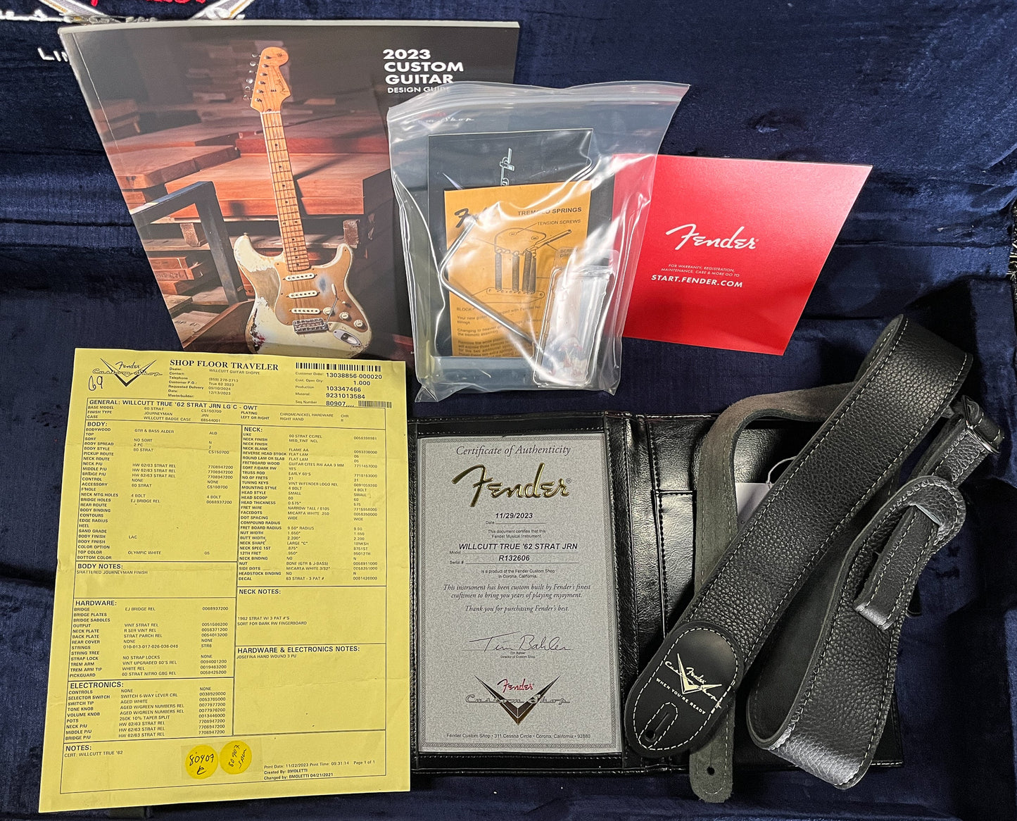 Fender Custom Shop Willcutt True '62 Stratocaster Journeyman Relic Olympic White Large C (606)
