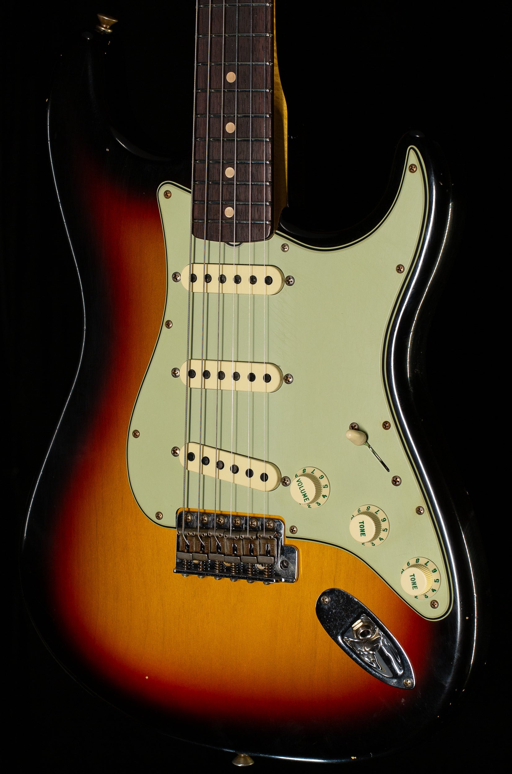 Fender Custom Shop Willcutt True '62 Stratocaster Journeyman Relic 3-Tone Sunburst Josephina Handwound 57 Soft V (712)