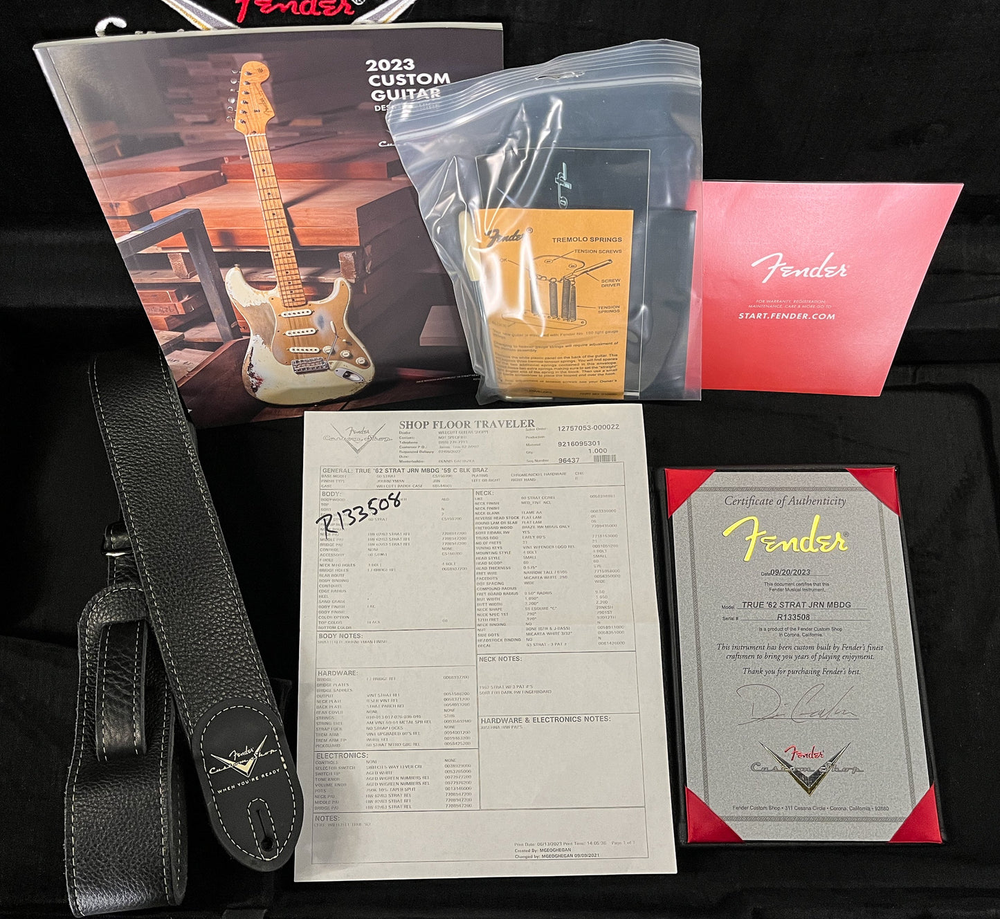 Fender Custom Shop Masterbuilt Dennis Galuzska True '62 Strat Journeyman Relic Black Brazilian 59 C (508)