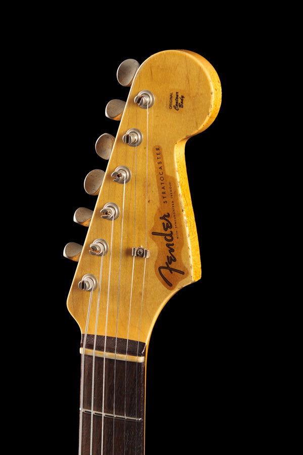 Fender Custom Shop 1960 Stratocaster® Heavy Relic Vintage White over 3-Tone Sunburst (606)