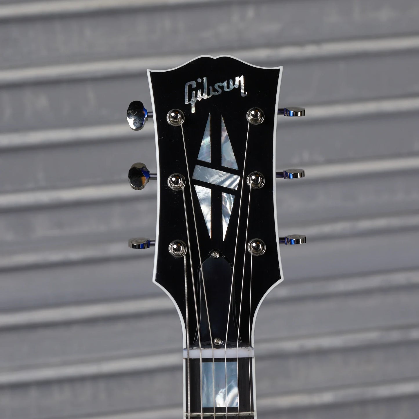 Gibson Mod™ Collection 1963 Les Paul SG Custom Reissue, Blue Sprint | Gibson Mod™ Collection