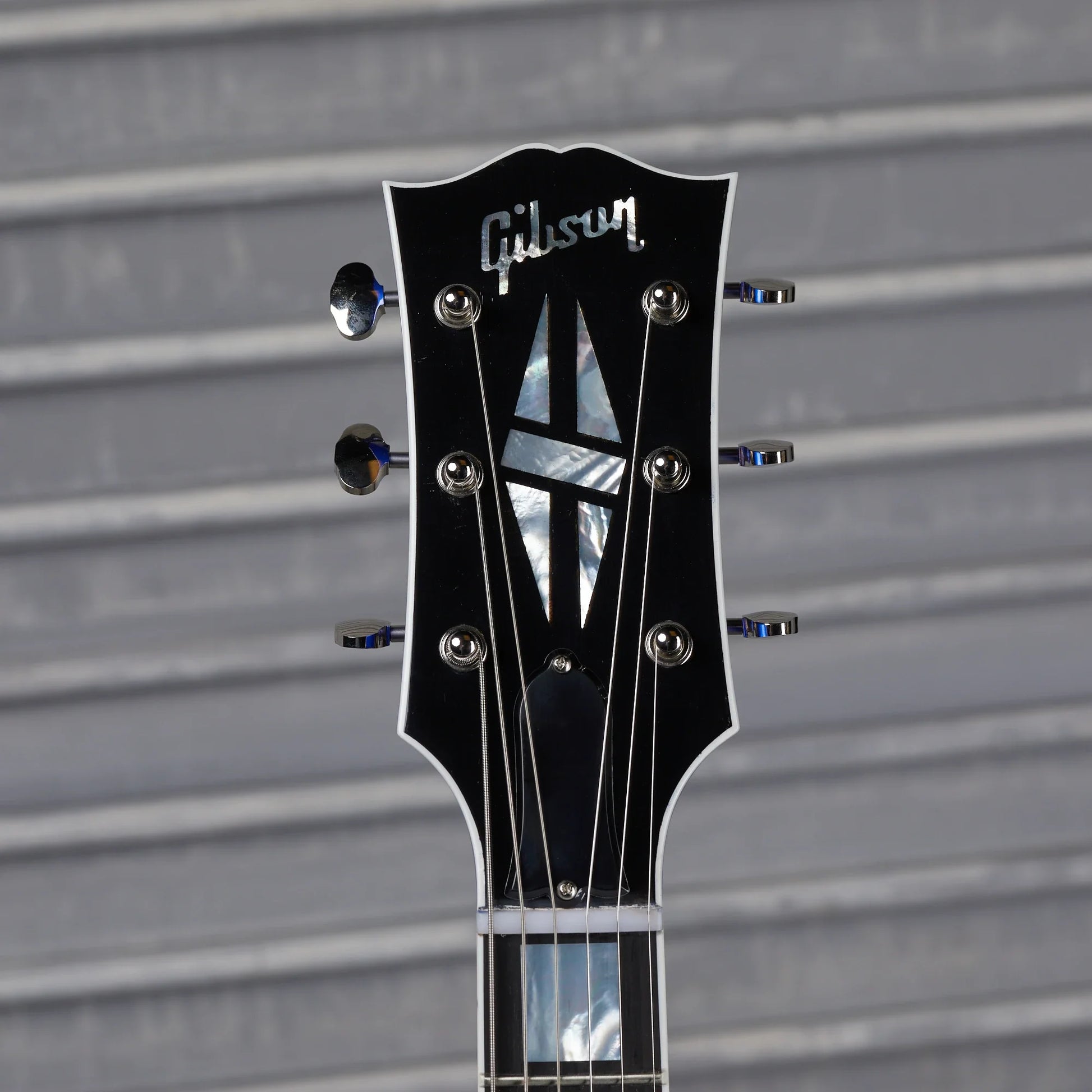 Gibson Mod™ Collection 1963 Les Paul SG Custom Reissue, Blue Sprint | Gibson Mod™ Collection