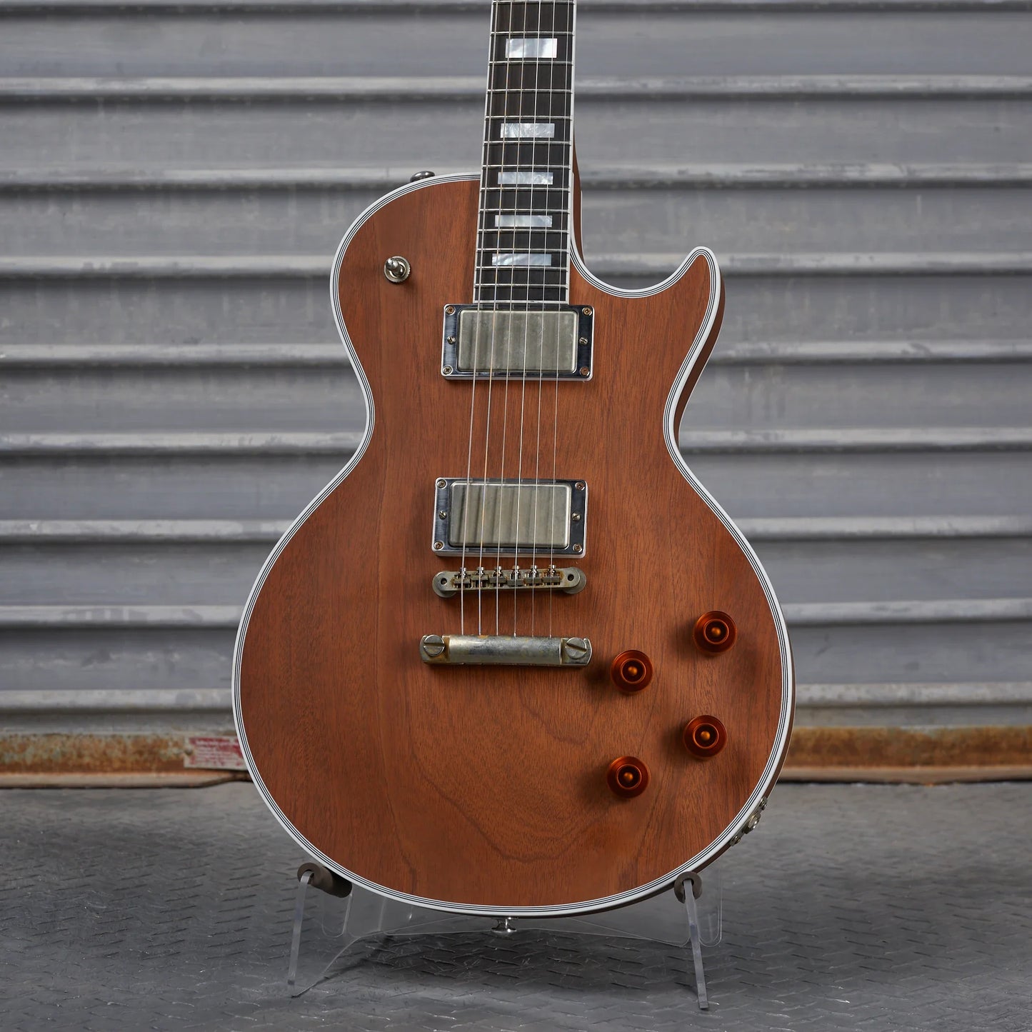 Gibson Mod™ Collection Les Paul Custom, Natural Walnut | Gibson Mod™ Collection