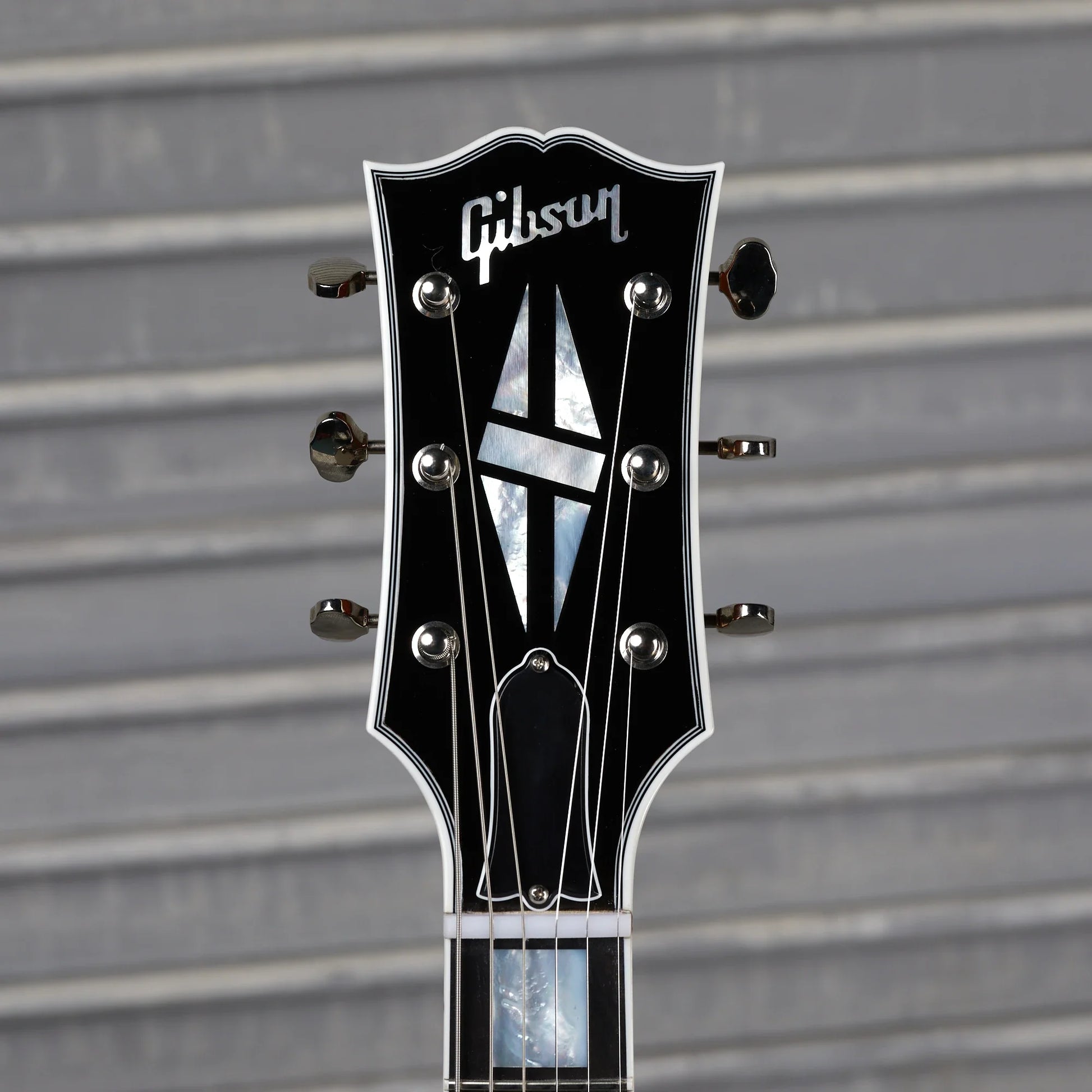 1968 Les Paul Custom Reissue, Smooth Tangerine Burst Gibson Mod™ Collection