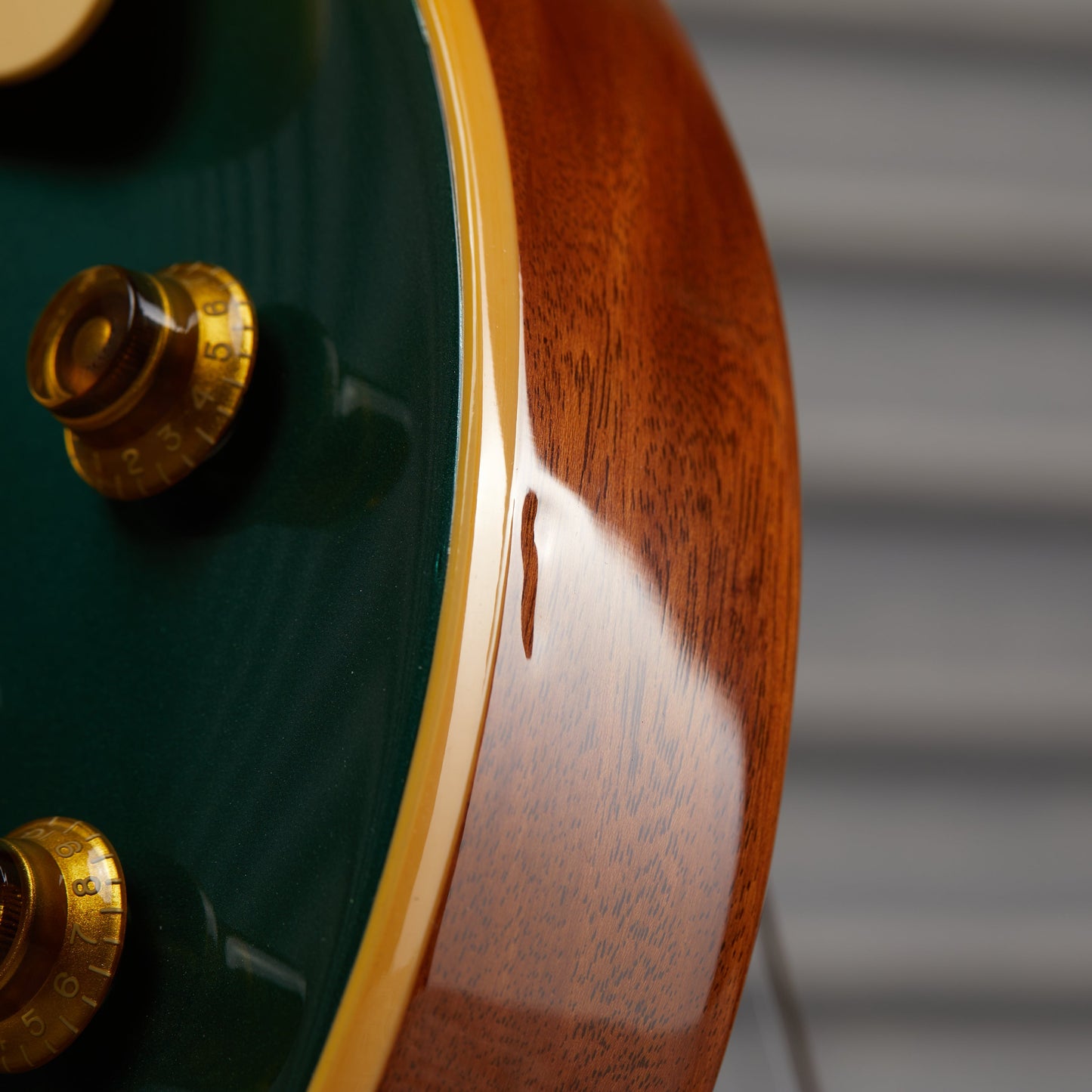 Gibson Mod™ Collection 1957 Les Paul Standard Reissue, Chakra Green | Gibson Mod™ Collection