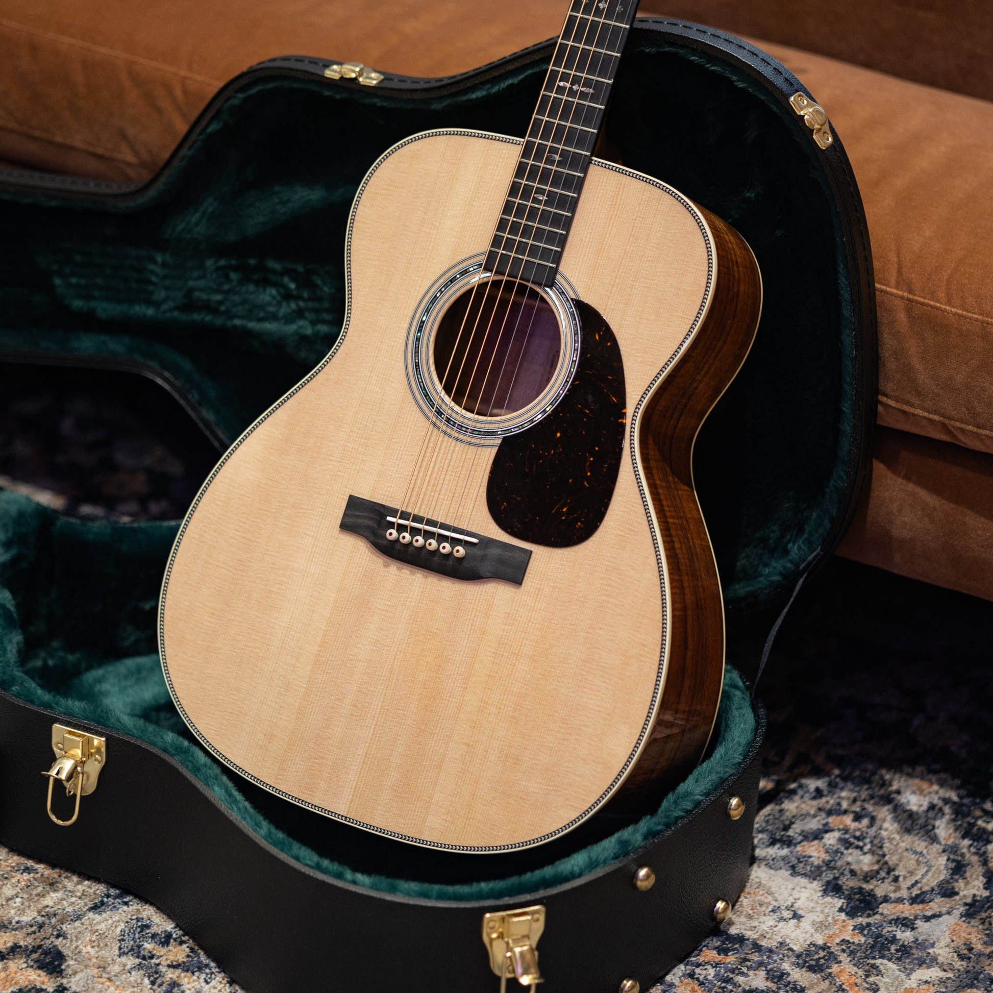 Martin Custom J-28 Style - Spruce/Koa