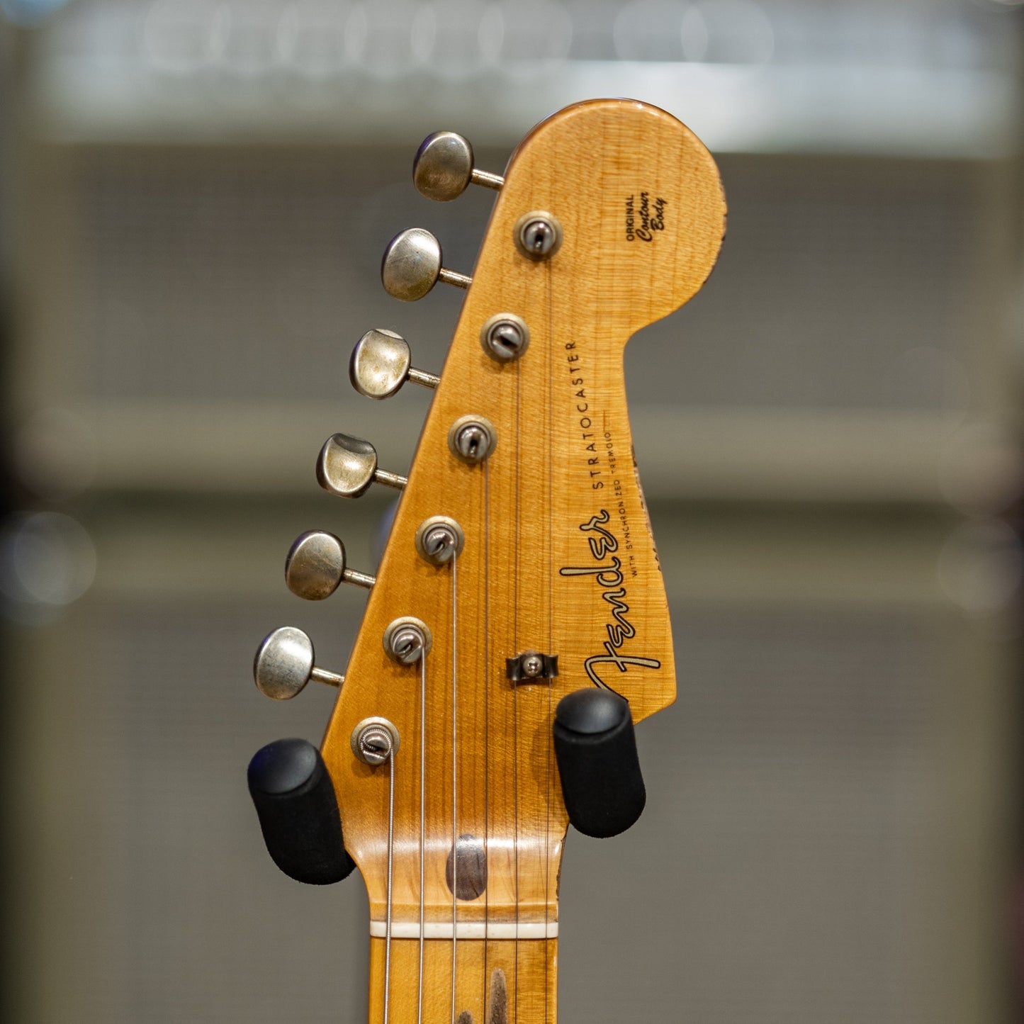 Fender Custom Shop Special Edition 1958 Compound Radius Stratocaster Relic - Aged Burgundy Mist Metallic