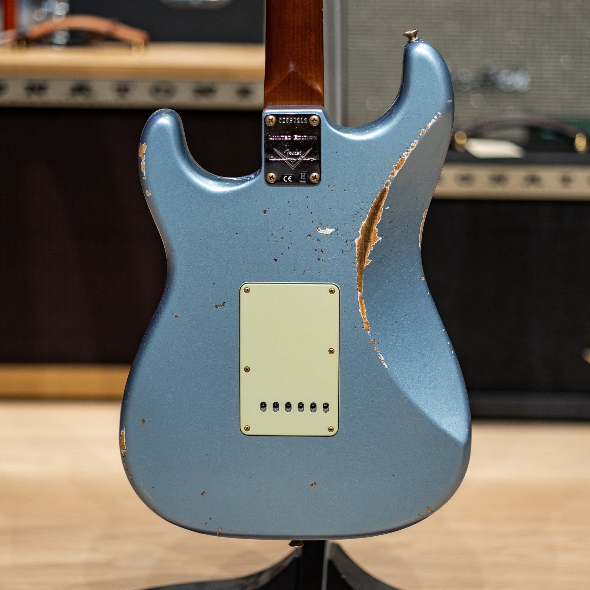 Fender Custom Shop Limited Edition 60's Dual Mag II Compound Radius Stratocaster Relic - Blue Ice Metallic