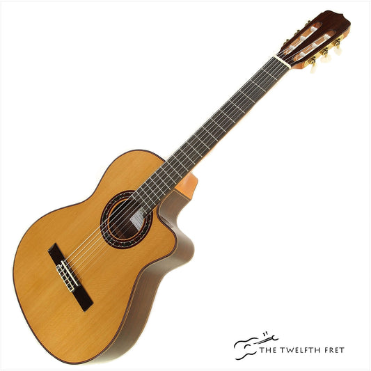 Ramírez Cut 2 Classical Guitar