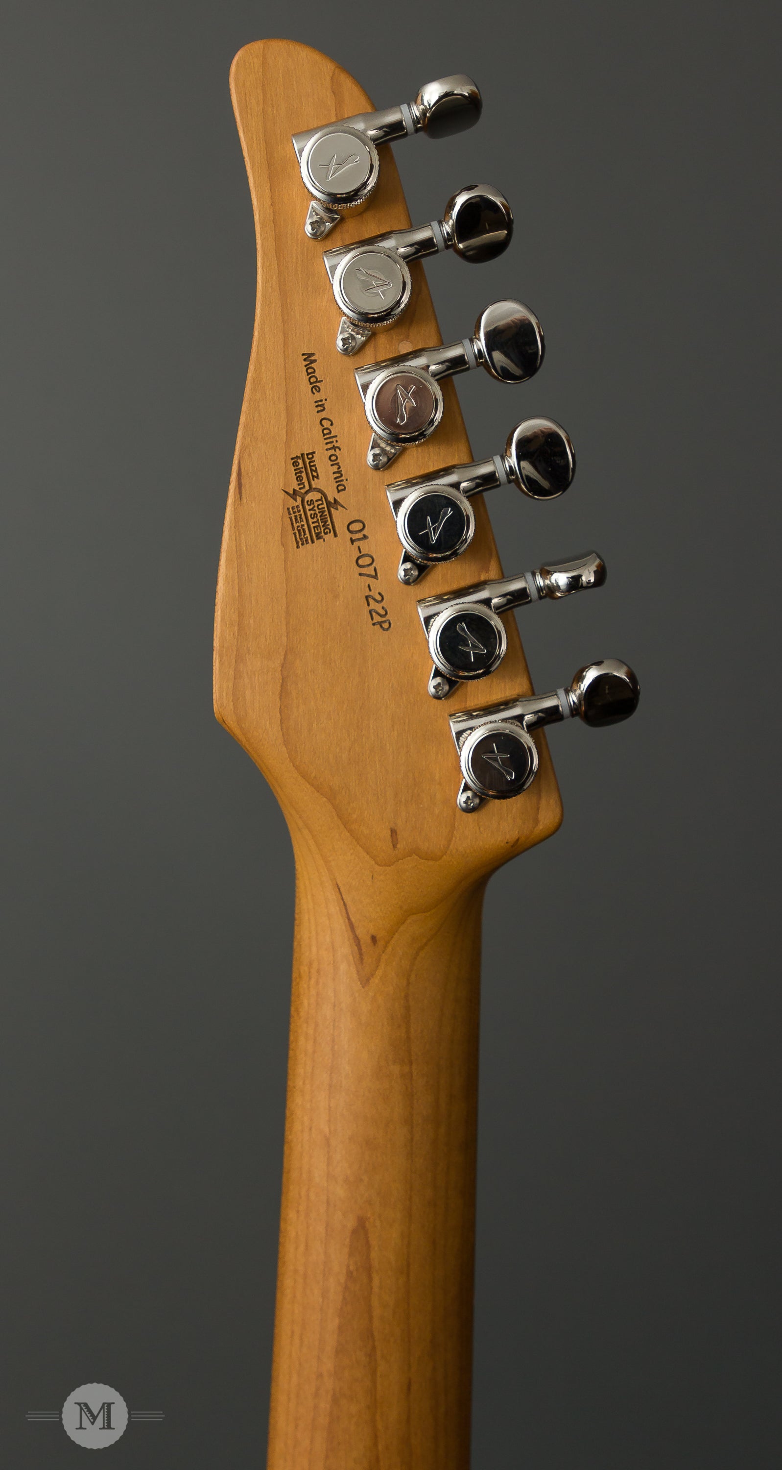 Tom Anderson Guitars - Raven Classic Shorty - Distress Level 0 - Candy Apple Red