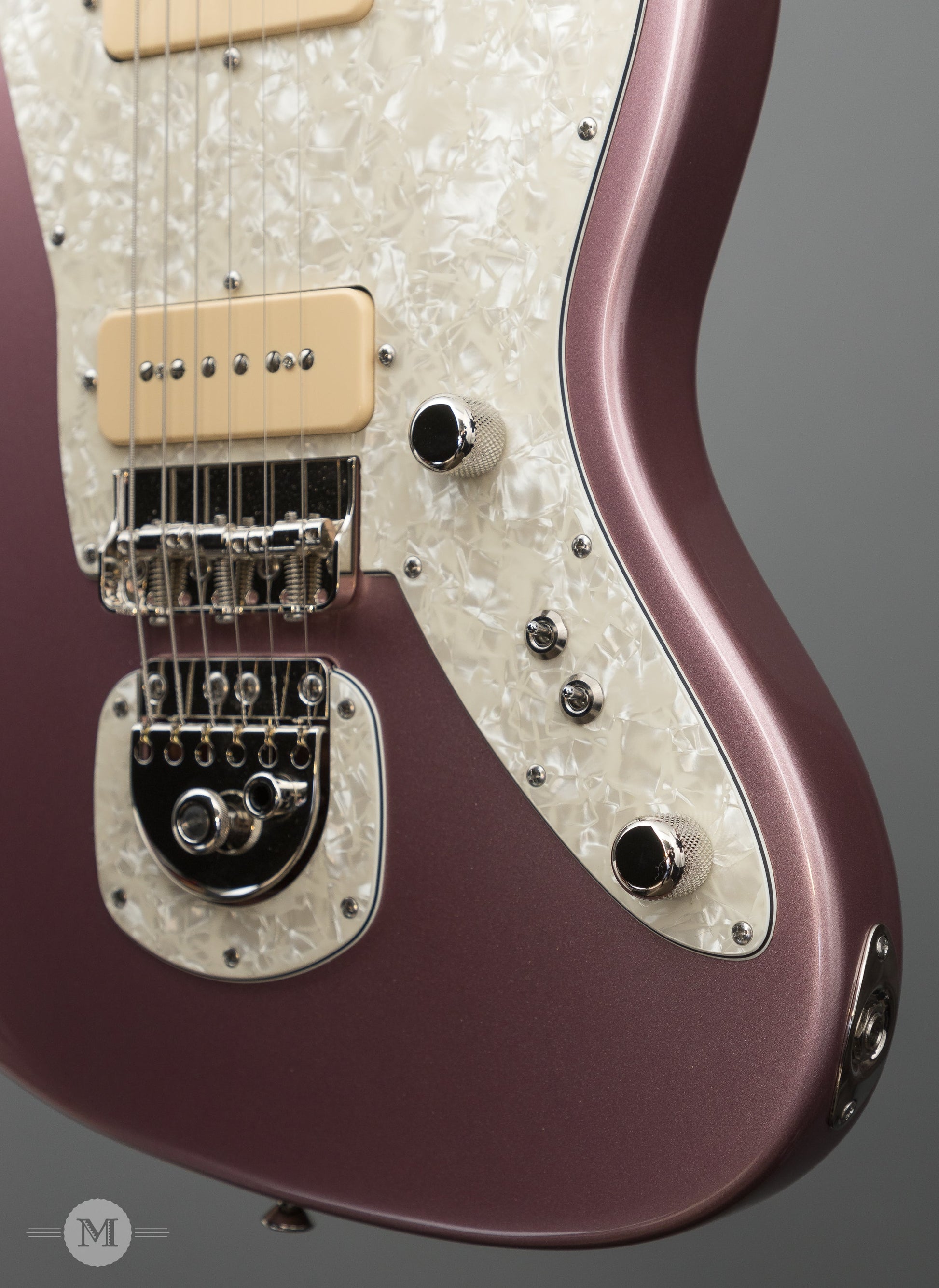 Tom Anderson Electric Guitars - Raven Classic Shorty w/J-Trem - Burgundy Mist