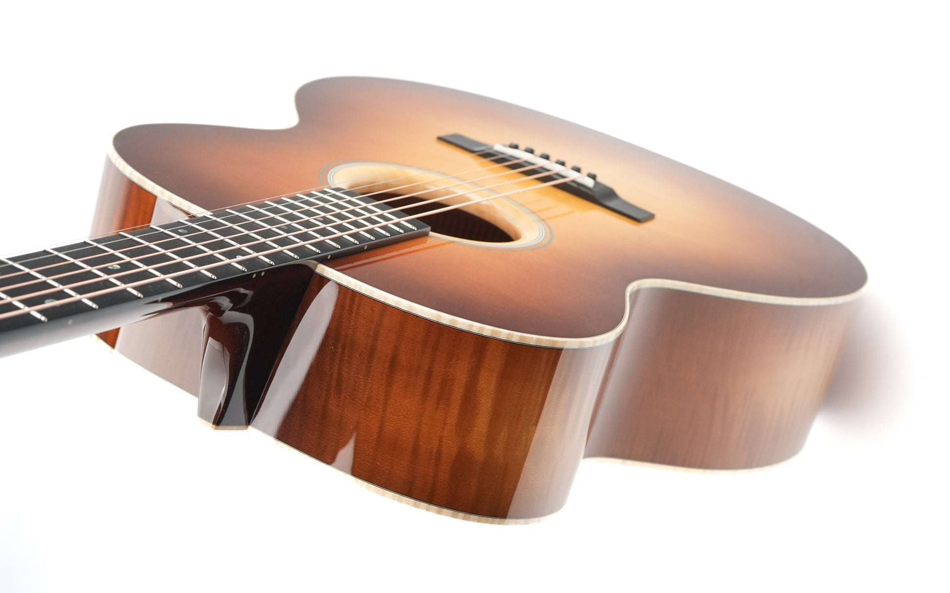Rozawood Custom GA Flamed Maple Bearclaw Alpine Spruce