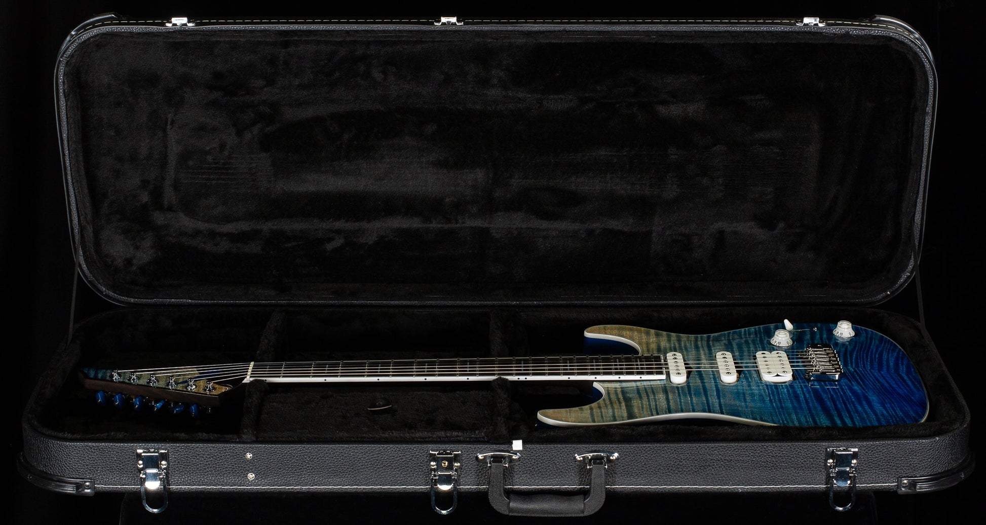 Artinger SS Summer Breeze Carved Top (K23)