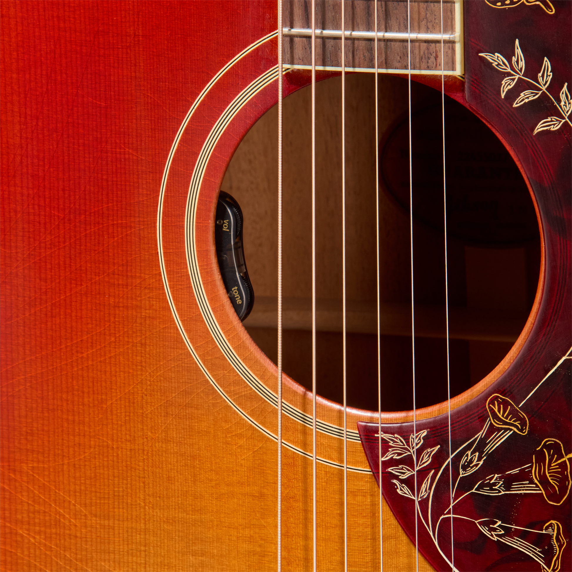 Gibson Custom 1960 Hummingbird Reissue with HiFi, Ultra Light Aged, Washed Cherry Sunburst